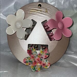Piper K 🌸 White and Pink Floral Hair Clips Set of 3